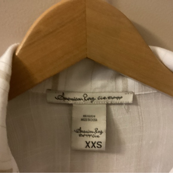 American Rag Cie XXS Peasant Pleated Front Blouse Tie Back White W Tan Stripes - Picture 6 of 9